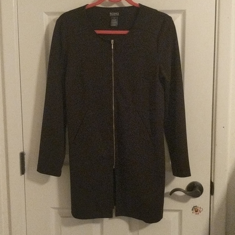 Soho front zip jacket in black